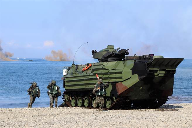 台陆战队首次营级规模乘登陆舰赴关岛演习：模拟解放军