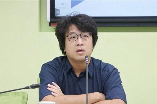 最新民调“不满意沈伯洋”数据太惊人,牛煦庭批绿营不敢面对现实