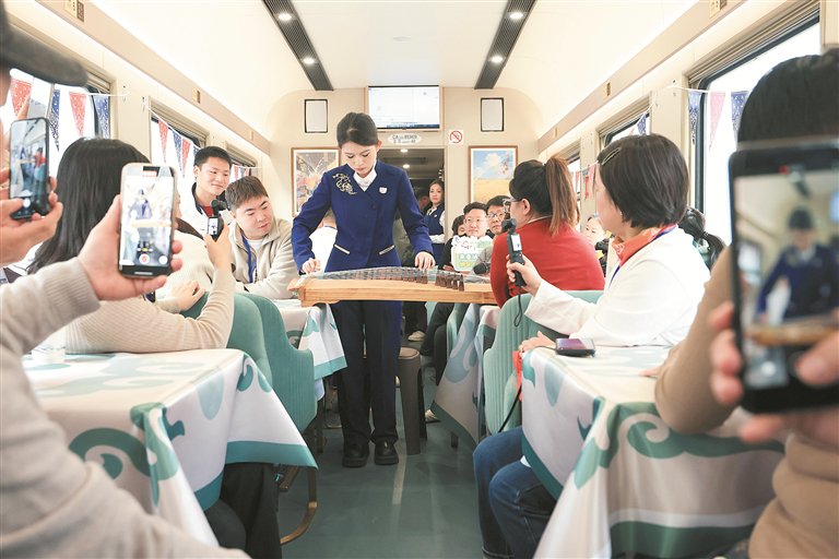 画里有话丨文化让旅途接地气更动人心