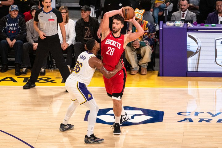 没准心干脆不投？申京连续两场三分零出手 12月至今三分16投仅1中