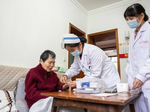 新华鲜报·“十四五”发展亮点丨基层诊疗人次超50%！“家门口”看病更便捷