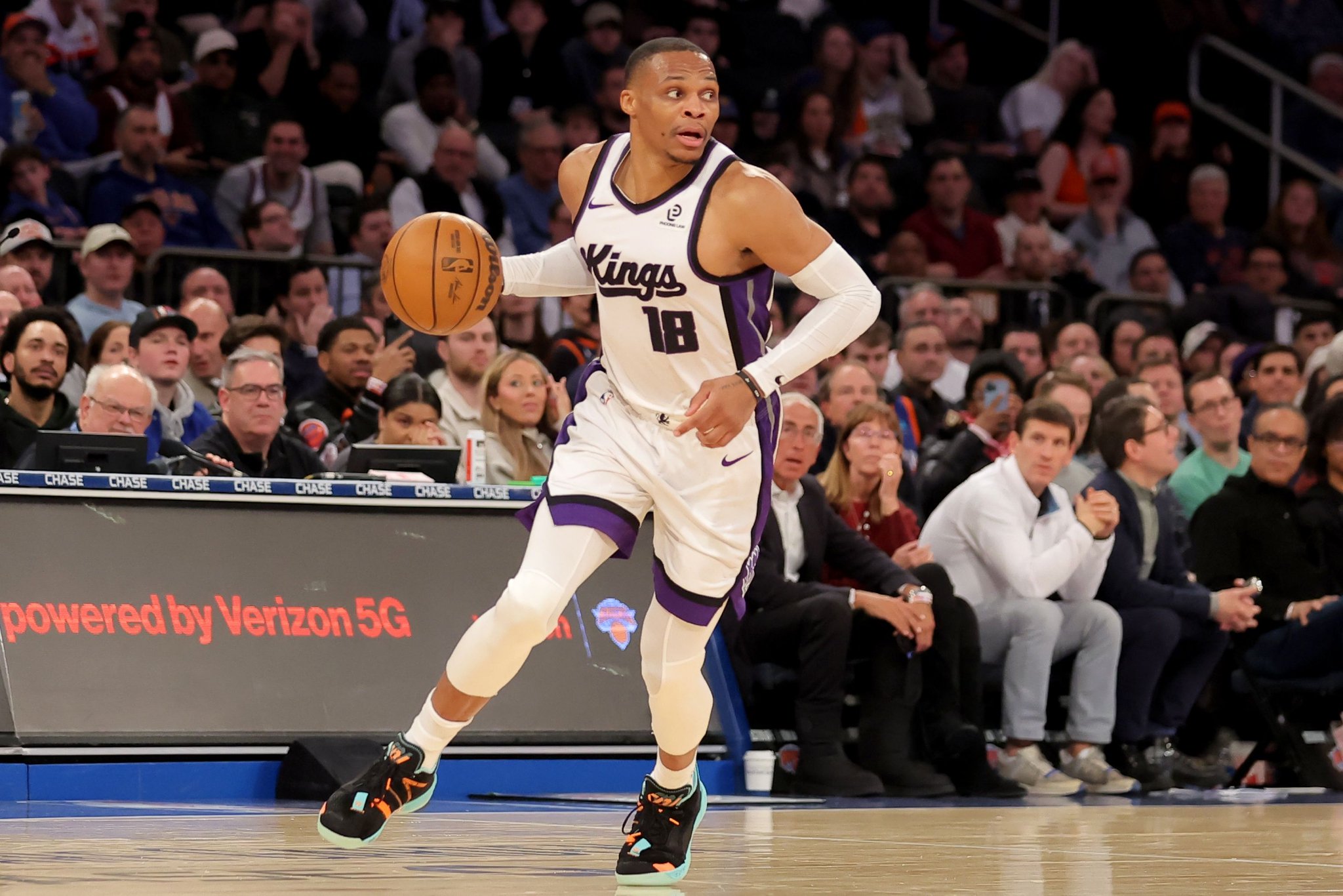 已6连败！明天国王客战76人 威少&蒙克因伤出战成疑